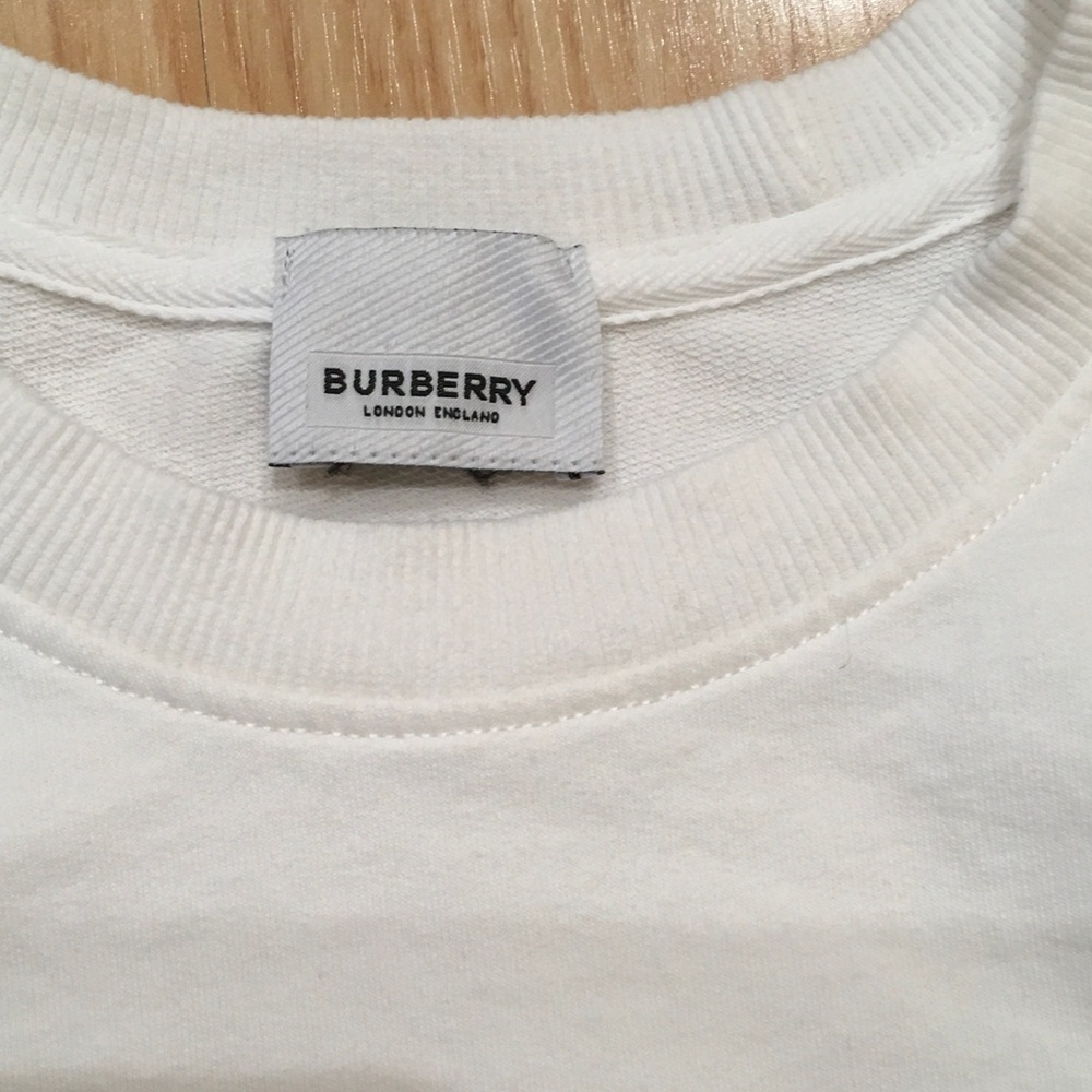 Burberry Cream Sweatshirt with Floral Teddy Bear - Picture 3 of 7